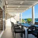 Maison d'hôtes Azzurro With Private Neum