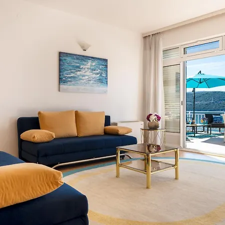 Azzurro With Private Pensjonat Neum